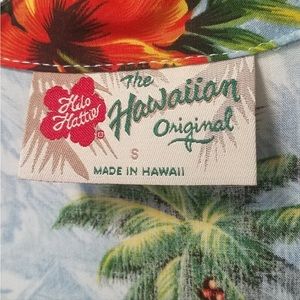 HILO HATTIE Authentic Hawaiian Tropical Dress